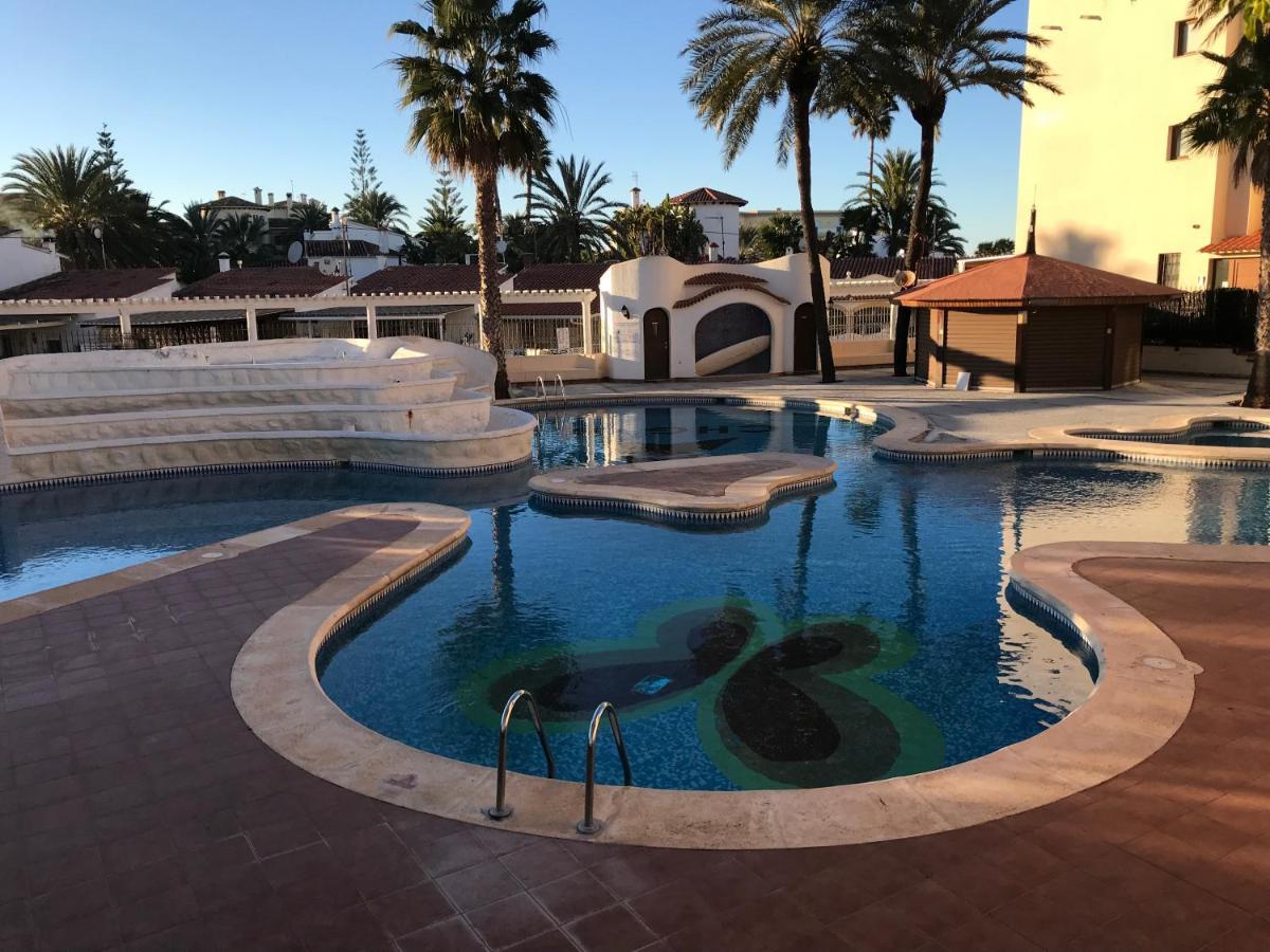 Estudio En Denia Con Piscina Y Wifi Privada, A 100 M Del Mar Exteriér fotografie